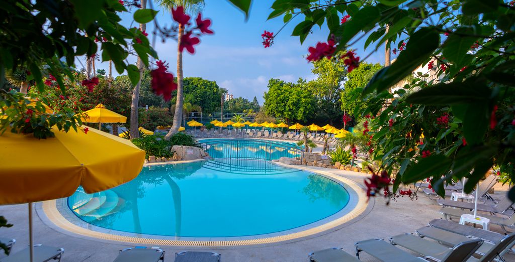 Mayfair Hotel 4*