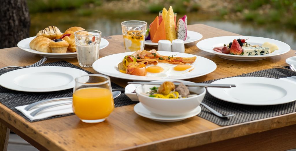 Combinato Kantary Beach Khao Lak 4*, Venice Krabi Villa Resort 4* e Cape Panwa Phuket 5*