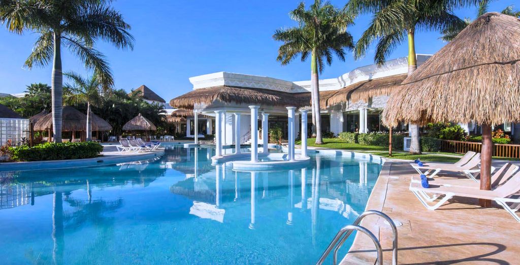 Combinato: Crowne Plaza H36 Midtown 4* e Grand Sunset Princess 5*