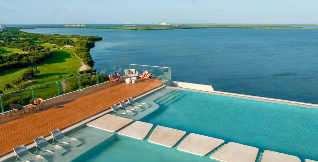 Hyatt Vivid Grand Island Cancun 5* - Adult Only
