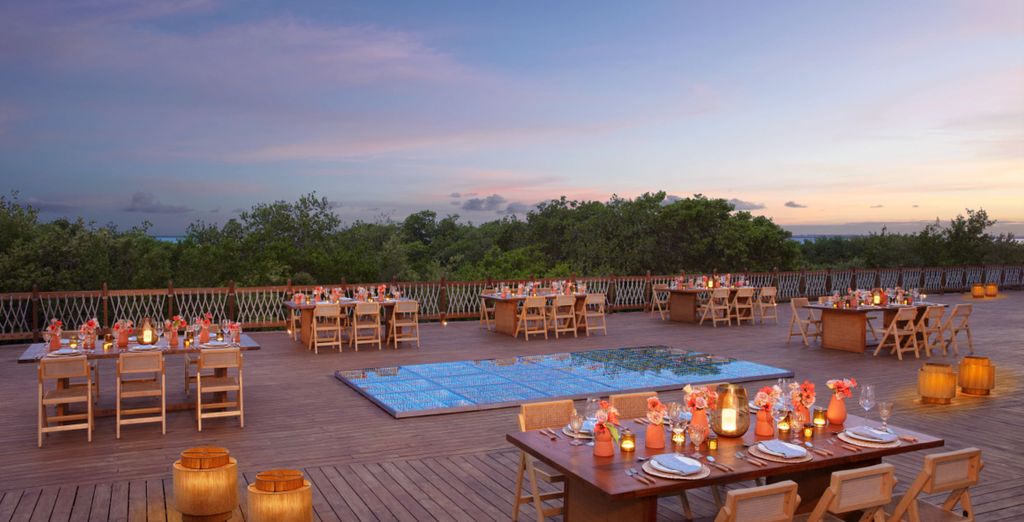 Hyatt Vivid Grand Island Cancun 5* - Adult Only
