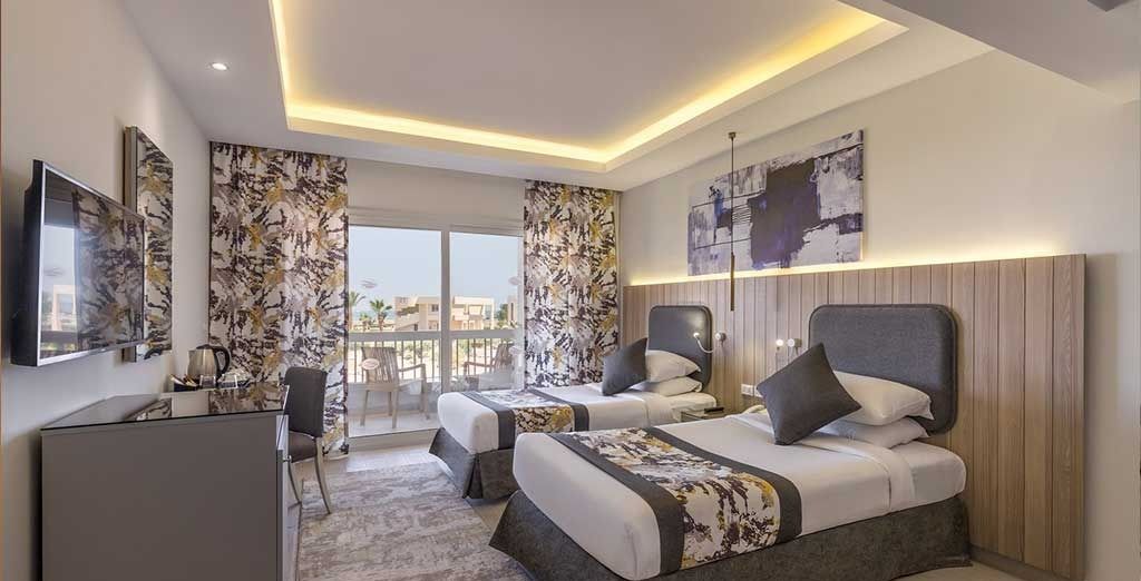 Hurghada Long Beach Resort 4*