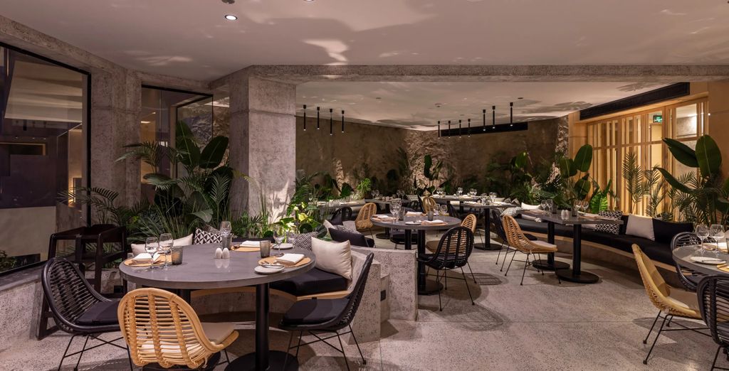Creek Hotel & Residences 5*