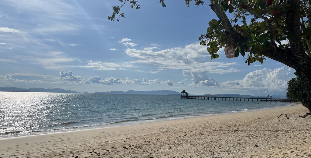Combinato Maikhao Palm Beach Resort 4*, Royal Yao Yai Island Beach Resort 5* e Mai Khao Lak Beach Resort & Spa 5*
