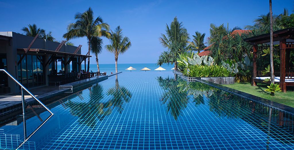 Hotel Chongfah Beach Resort Khaolak 4* con possibile pre-estensione