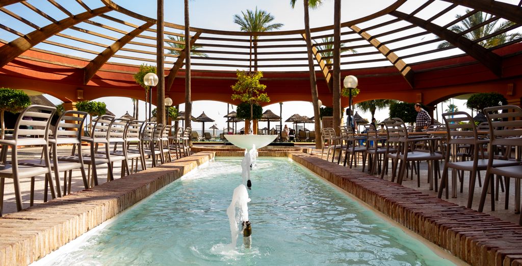 Ôclub Experience Holiday World Village 4*
