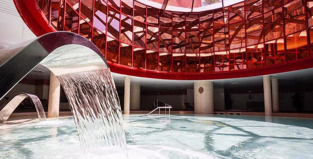 Ôclub Experience Holiday World Village 4*