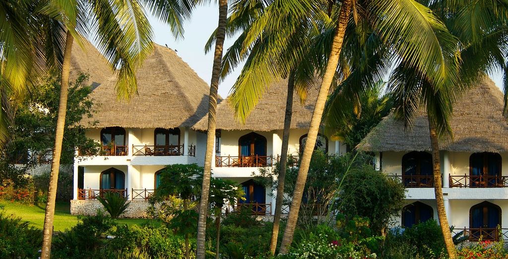 Combinato BlueBay Beach Resort & Spa 5* e Saadani Safari Lodge 4*