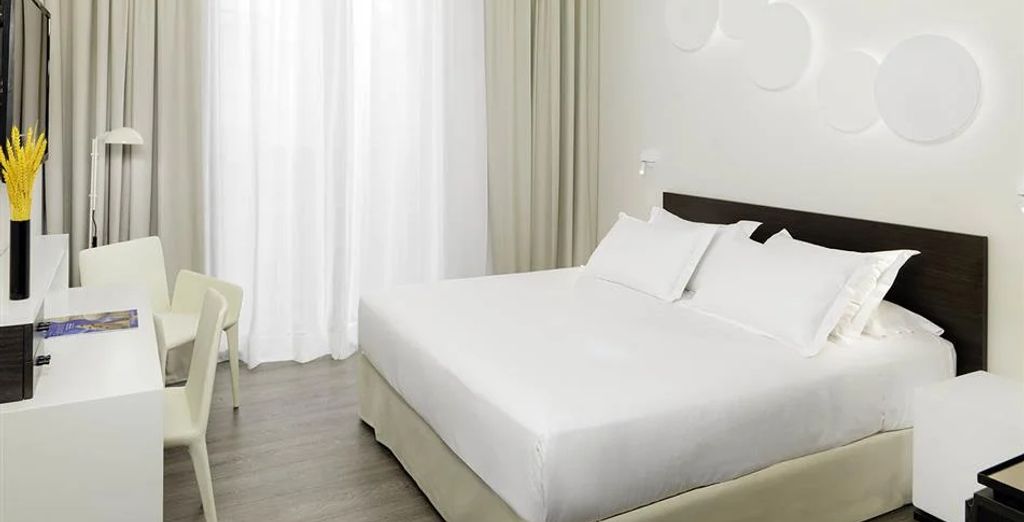 Hotel H10 Port Vell 4*
