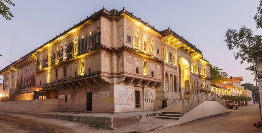 Tour privato: Lo splendido Rajasthan con estensione al Dhigufaru Resort 5*