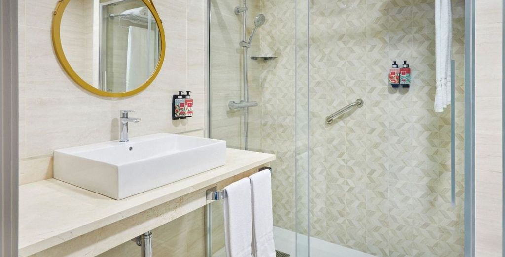 Hotel Hesperia Sevilla 4*