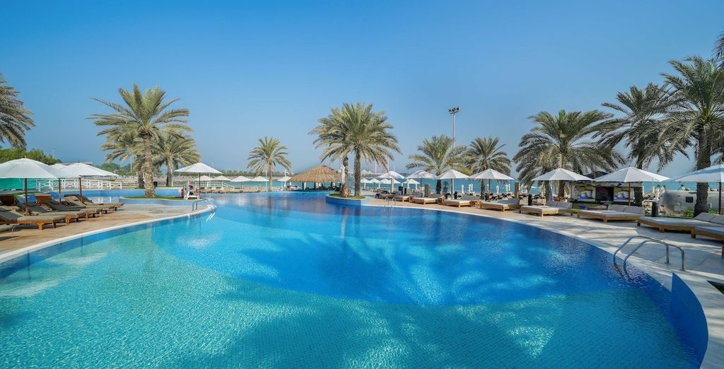 Radisson Blu Hotel & Resort 5*