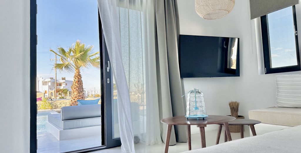 Myconian Theros Luxury Suites