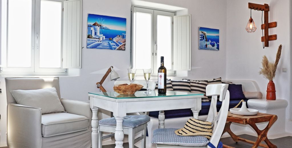 Myconian Theros Luxury Suites