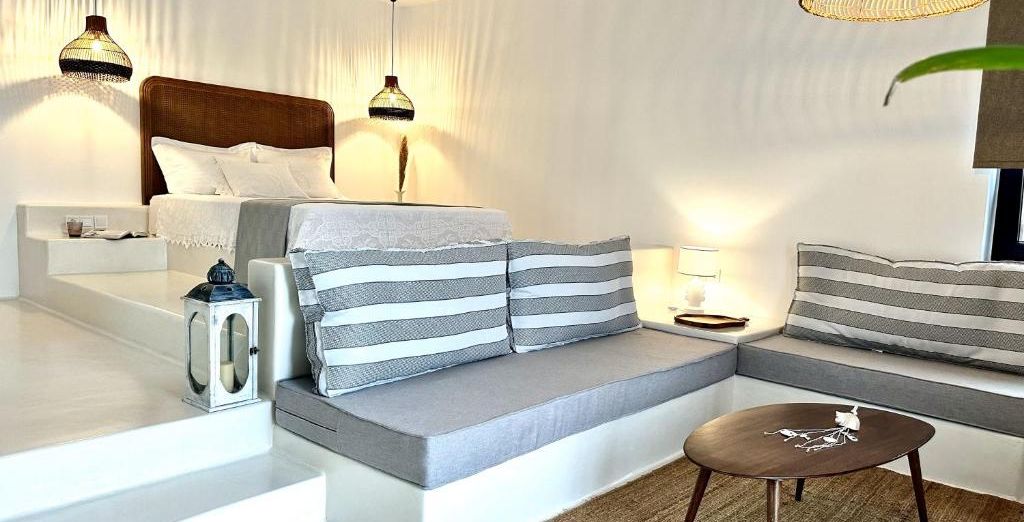 Myconian Theros Luxury Suites