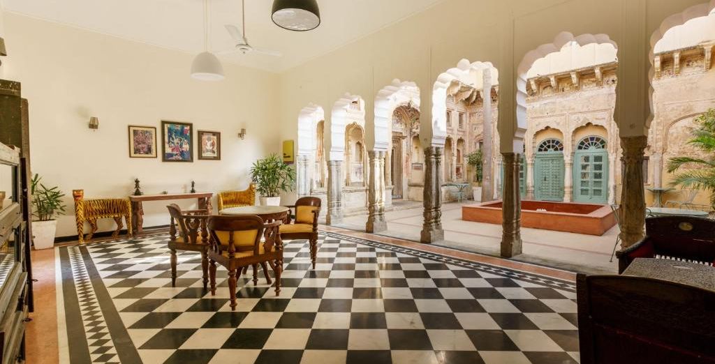 Tour di gruppo: Magico Rajasthan con possibile estensione a Varanasi