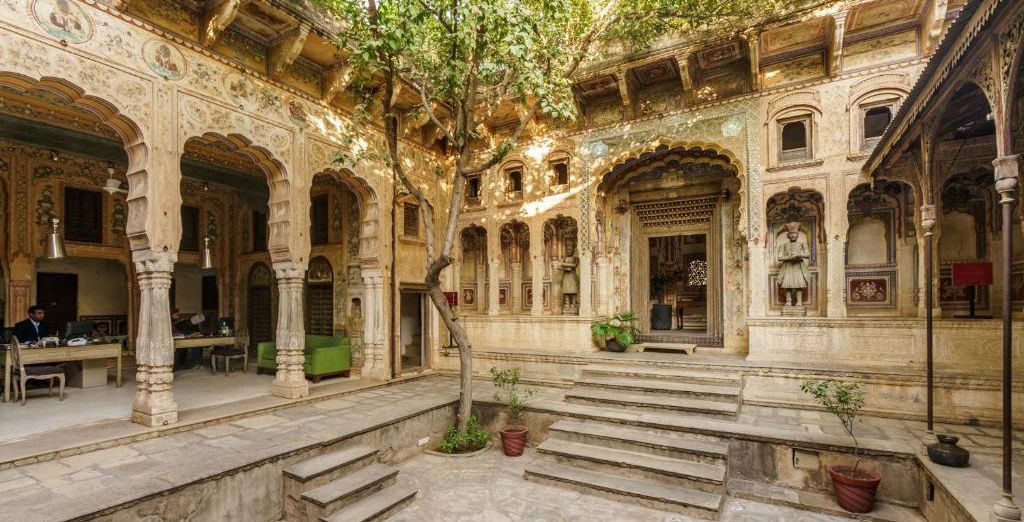 Tour di gruppo: Magico Rajasthan con possibile estensione a Varanasi