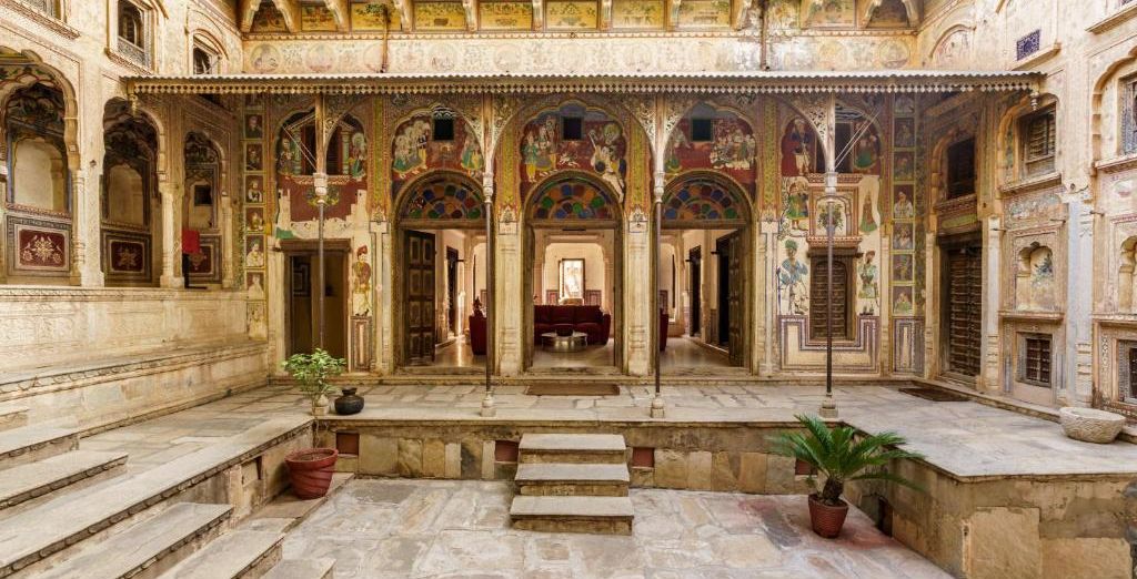 Tour di gruppo: Magico Rajasthan con possibile estensione a Varanasi