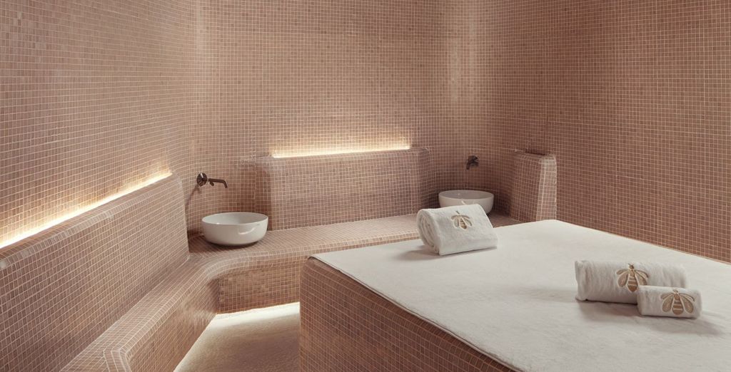 The St. Regis Al Mouj Muscat Resort 5* con possibile prolungamento all'Hotel Indigo Jabal Akhdar Resort & Spa by IHG 4*