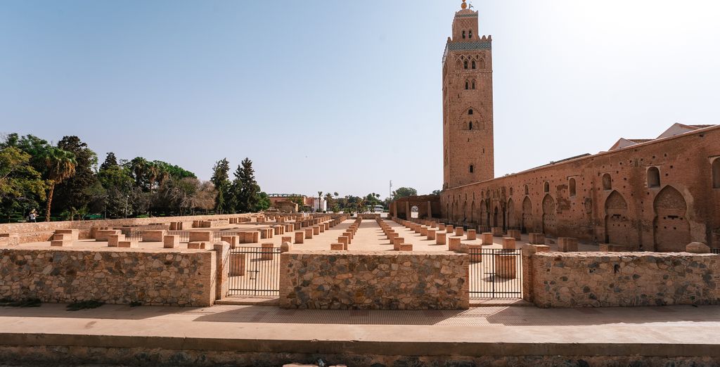 Tour di gruppo: I tesori del Paese tra città e deserto