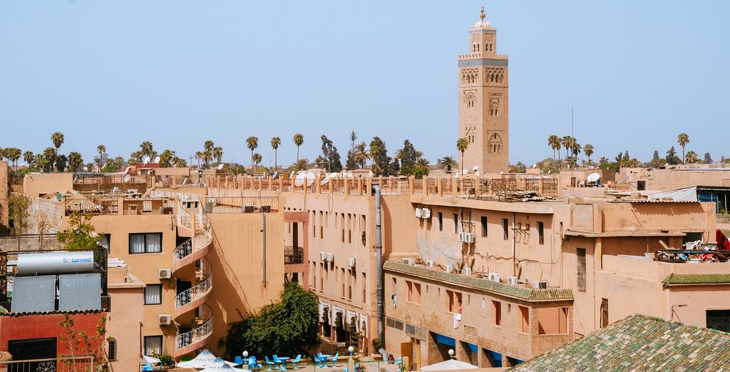 Tour di gruppo: I tesori del Paese tra città e deserto