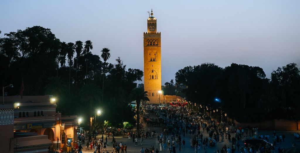 Tour di gruppo: Città imperiali e il fascino di Chefchaouen 