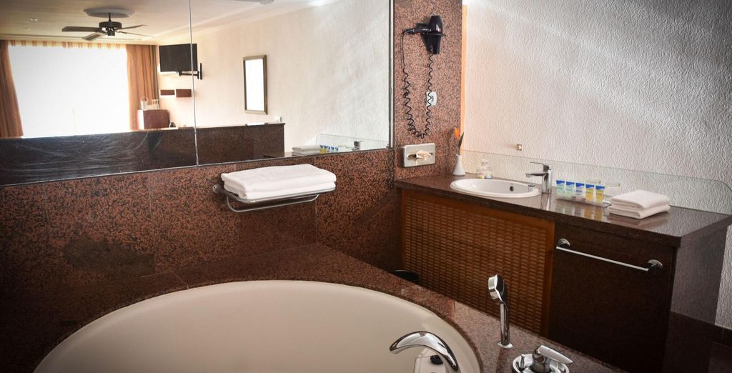 Senator Granada Spa Hotel 4* e Playacapricho 4*