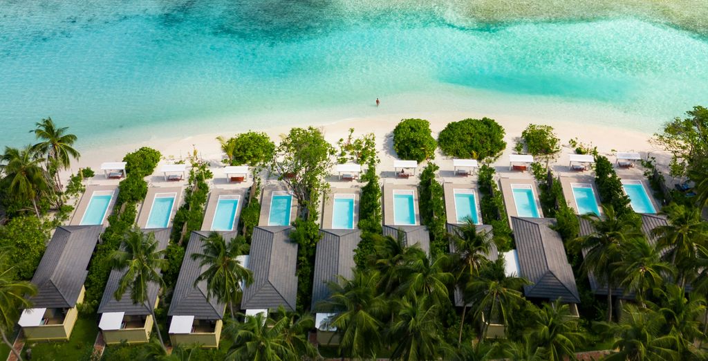 Royal Island Resort & Spa 5*