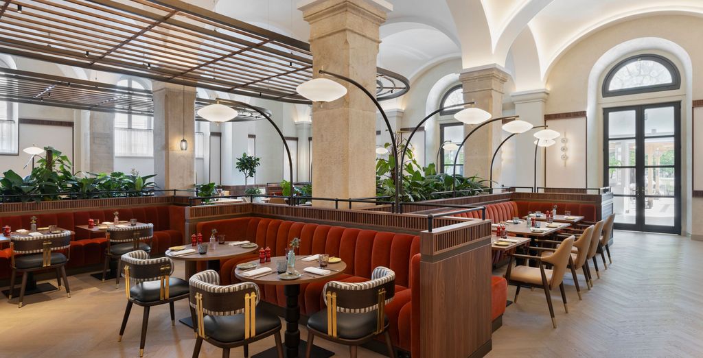 Imperial Riding School Renaissance Vienna Hotel 4*