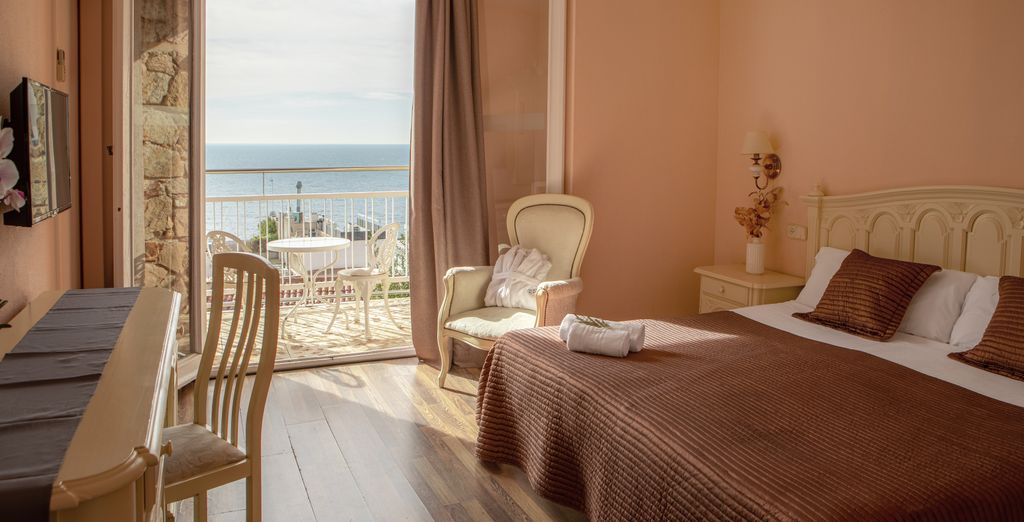 Hotel Roger De Flor By Seleqtta 4* 