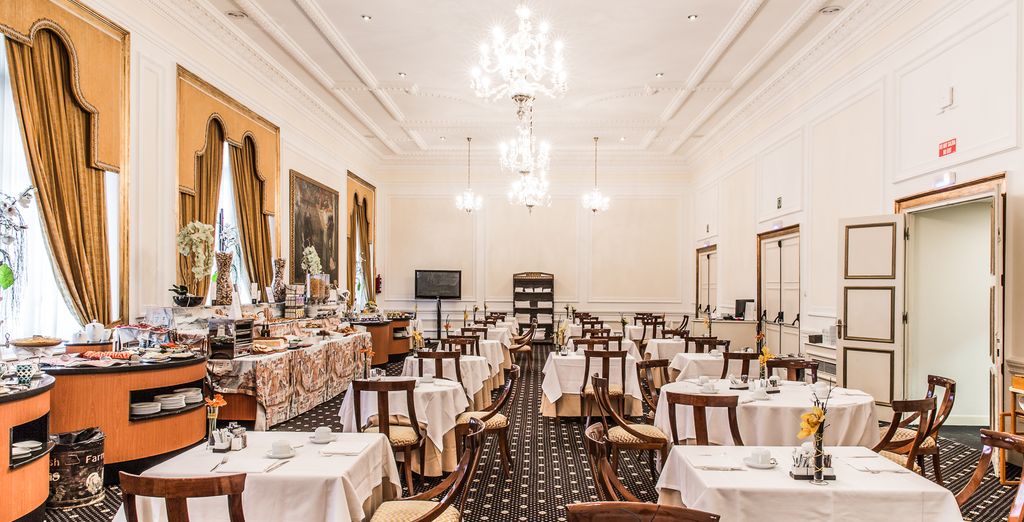 Hotel Carlton 5*