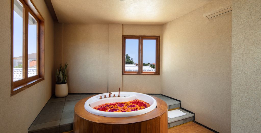 AnandaDara Resort & Spa 4*, Sudamala Resort Senggigi 5* e Sini Vie Resort 5*