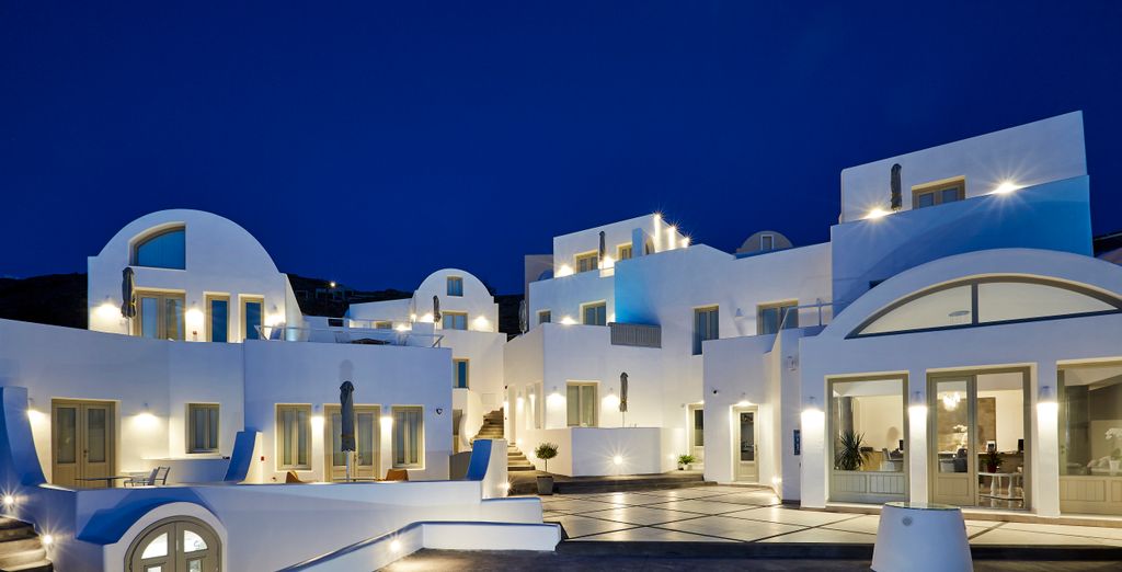 Aperanto Suites 4*