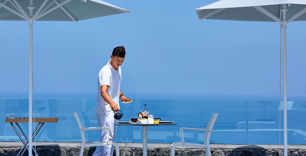 Aperanto Suites 4*