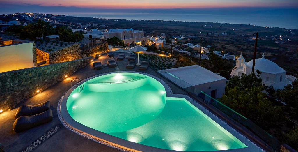 Aperanto Suites 4*