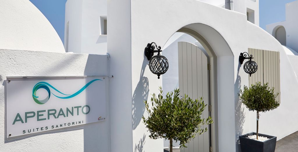 Aperanto Suites 4*