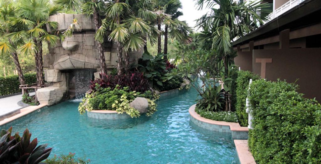 Combinato Maikhao Palm Beach Resort 4*, Royal Yao Yai Island Beach Resort 5* e Mai Khao Lak Beach Resort & Spa 5*