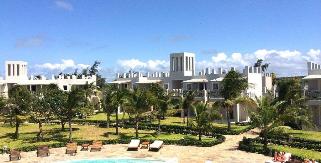Life Resort St. Thomas Royal Palm 5* e possibile safari con guida italiana