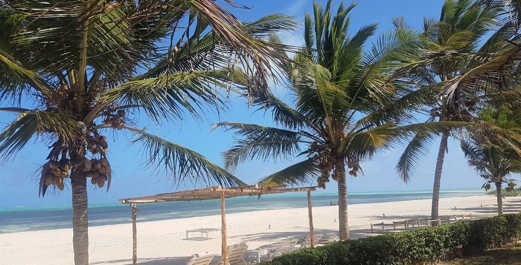 Life Resort St. Thomas Royal Palm 5* e possibile safari con guida italiana