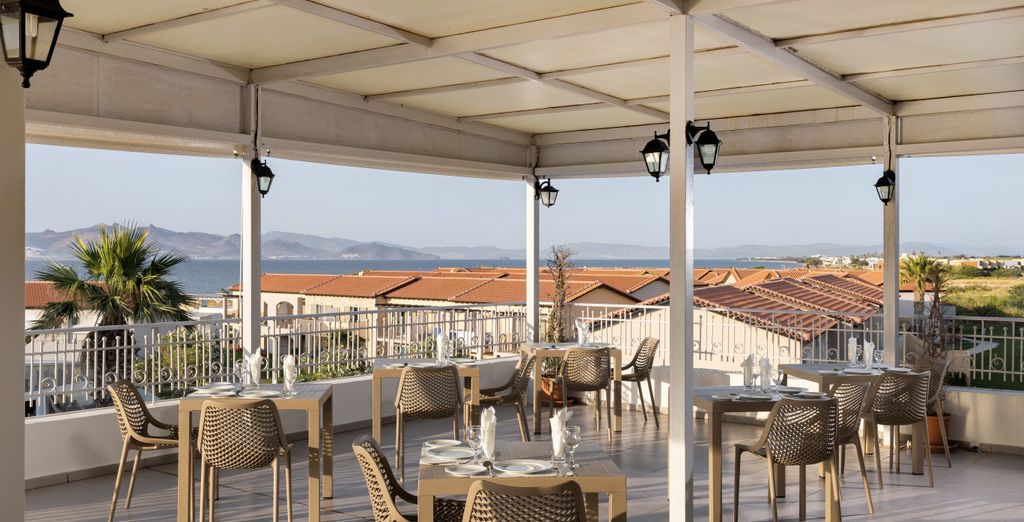  White Olive Marine Aquapark 4*