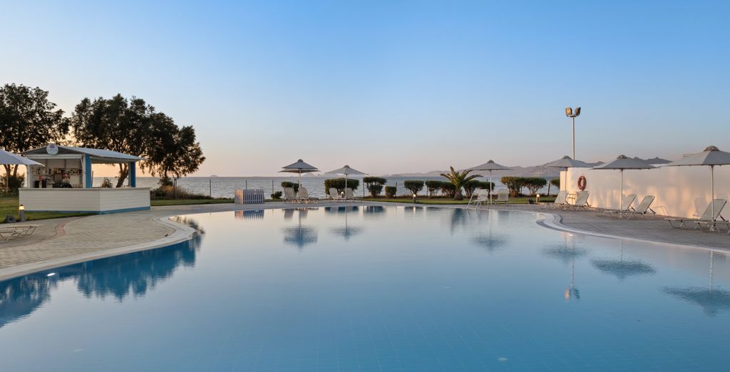  White Olive Marine Aquapark 4*