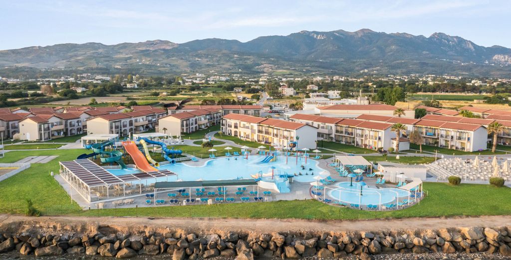  White Olive Marine Aquapark 4*