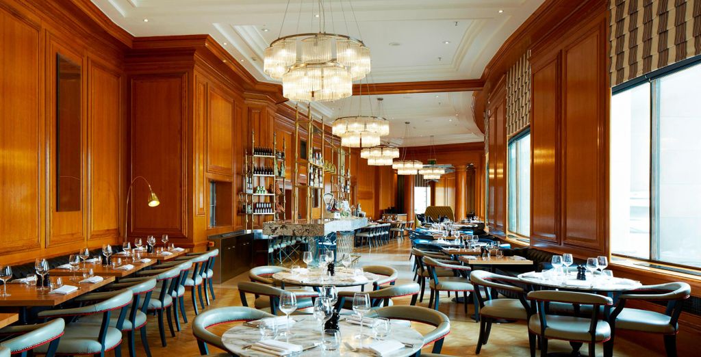 London Marriott Hotel County Hall 5*