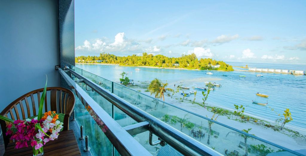 Beach Hotel Guraidhoo - Adults Only