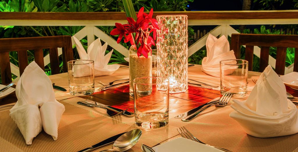 Beach Hotel Guraidhoo - Adults Only