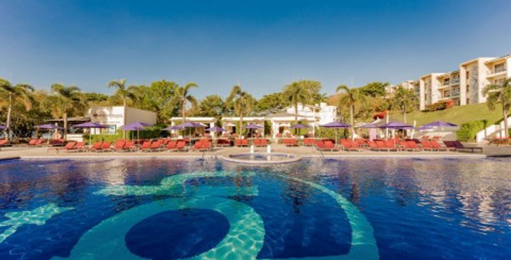 Planet Hollywood Beach Resort 5* 