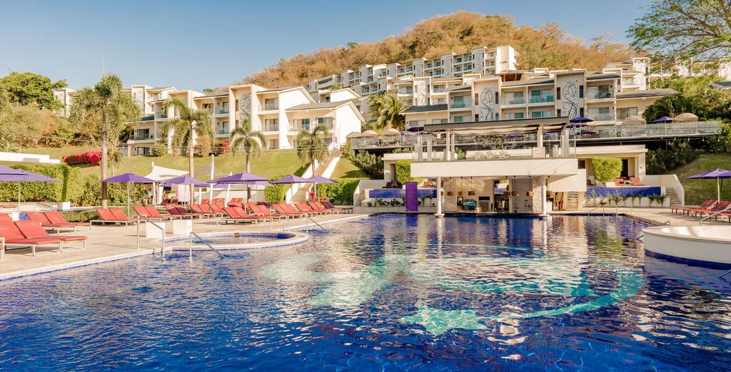 Planet Hollywood Beach Resort 5* 