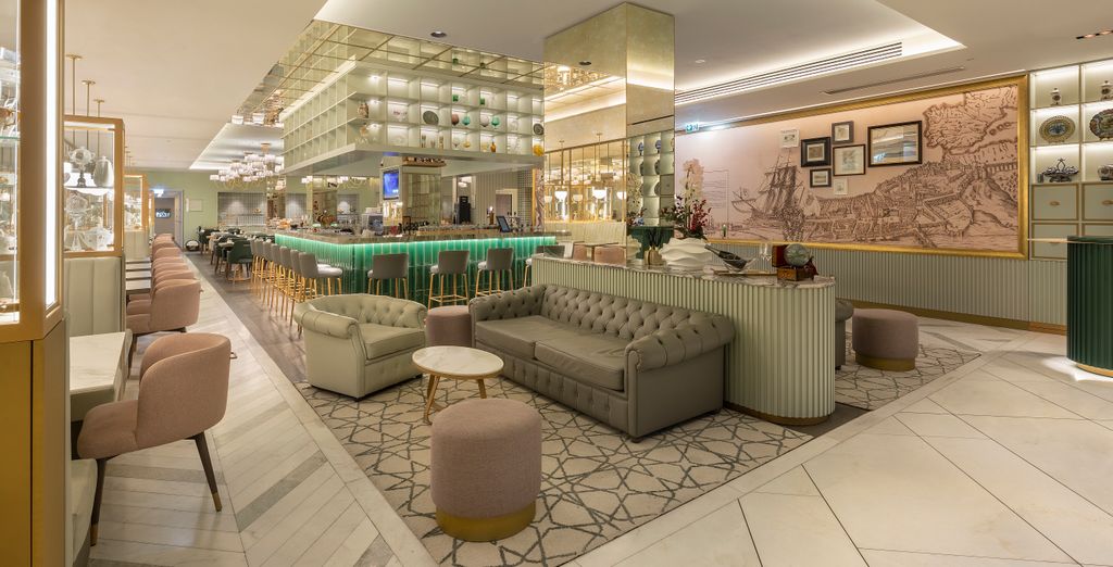 The Emerald House Lisbon 4* - Curio Collection By Hilton