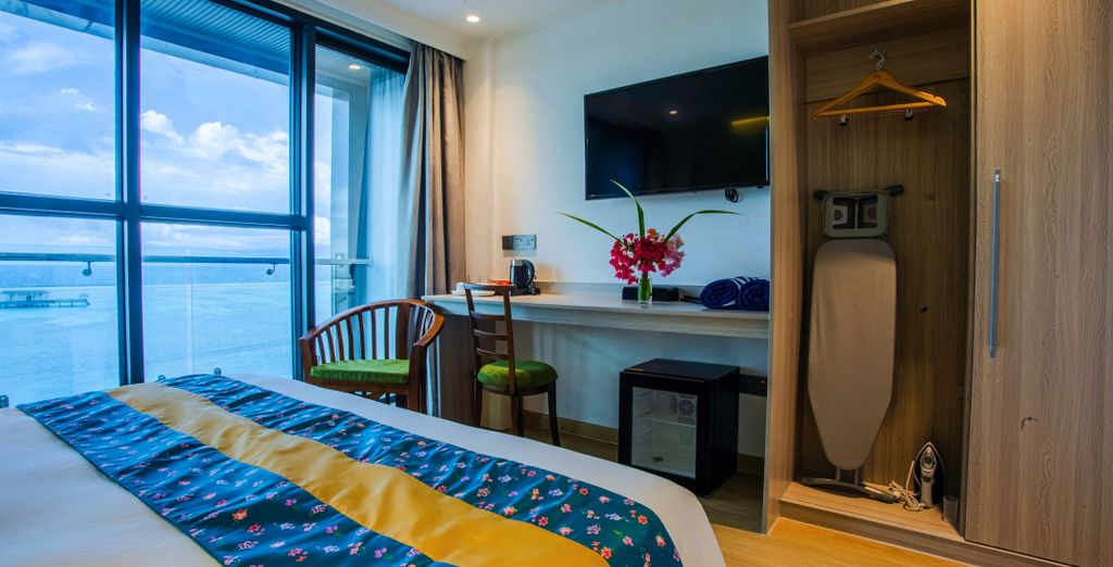 Beach Hotel Guraidhoo - Adults Only