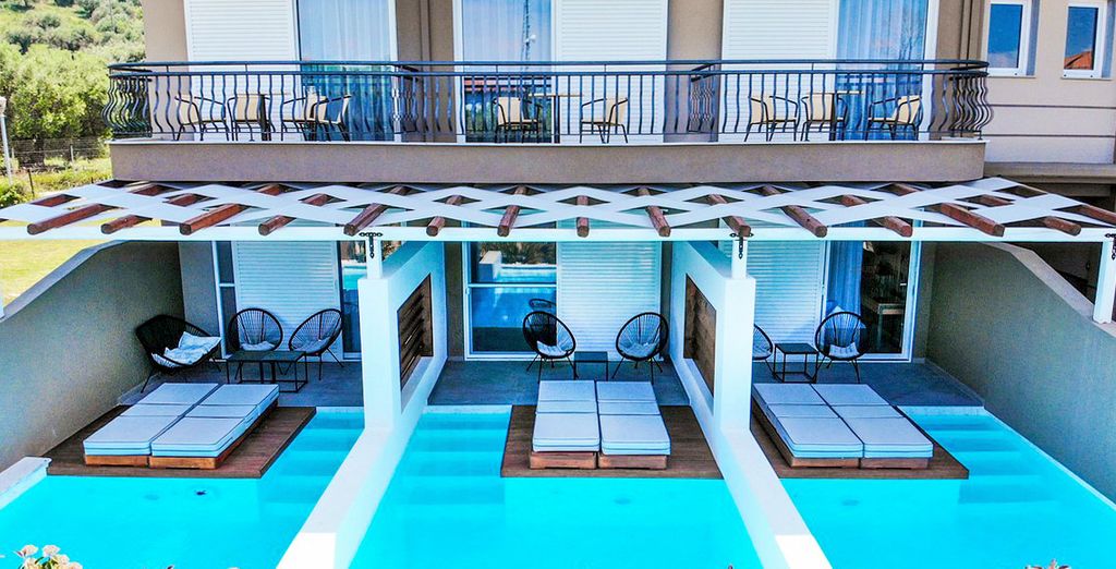Royal Hotel and Suites 4*